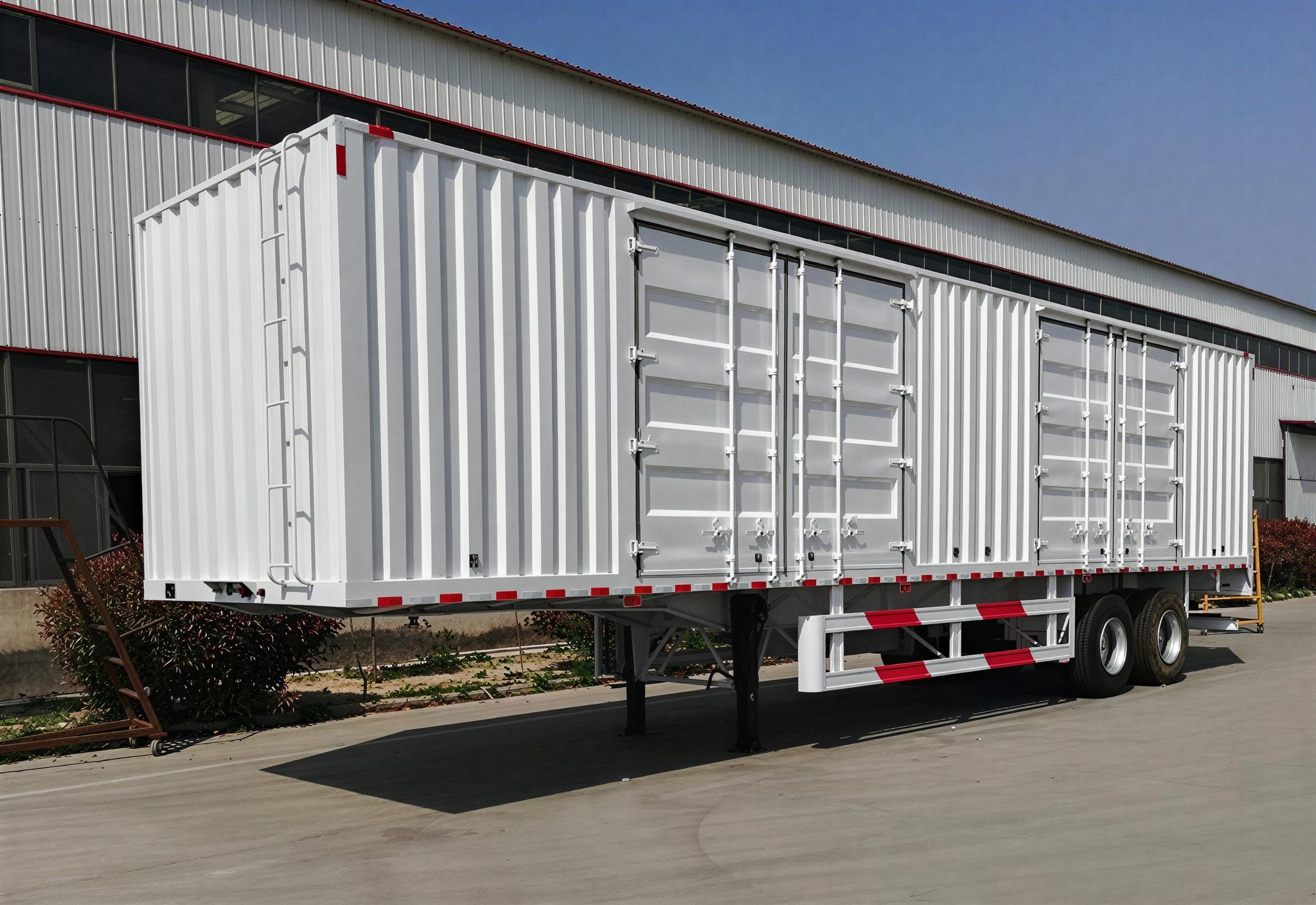 Enclosed Trailer